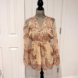Small Boutique Beautiful Gold Lng Sleeve Romper size M -  (fits like a size 4)